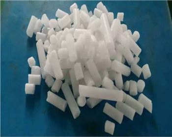  干冰是怎么制造成功的，在制造的时候都需要注意哪些事情?